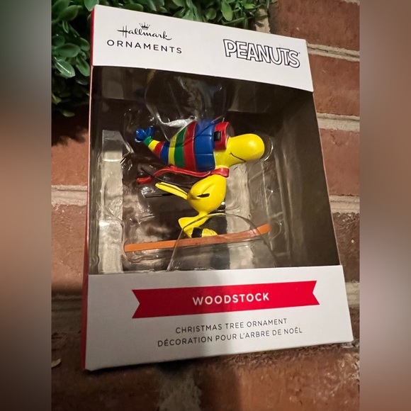 Hallmark Peanuts Woodstock Skiing Christmas Ornament - Picture 8 of 10
